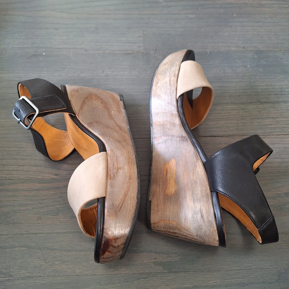 Coclico Black White Platform Wedge Sandals 38 EUC